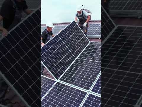 China&#039;s Solar Power Revolution: Leading the World in Unprecedented Growth | SGK English